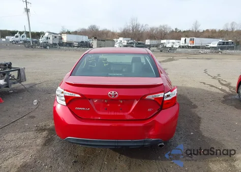 2015 Toyota Corolla S Plus z USA, uszkodzony, nr VIN 2T1BURHE5FC419686